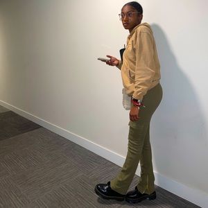 Meet your Posher, Mkiylah